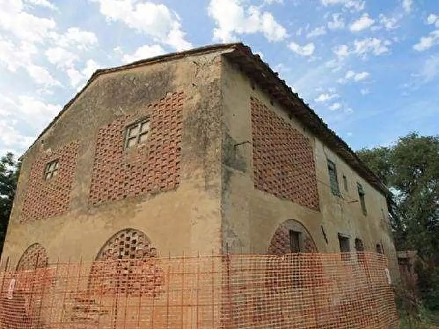 Immagine 3 di Rustico / casale in vendita  a Empoli