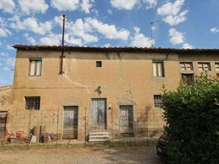 Immagine 9 di Rustico / casale in vendita  a Empoli