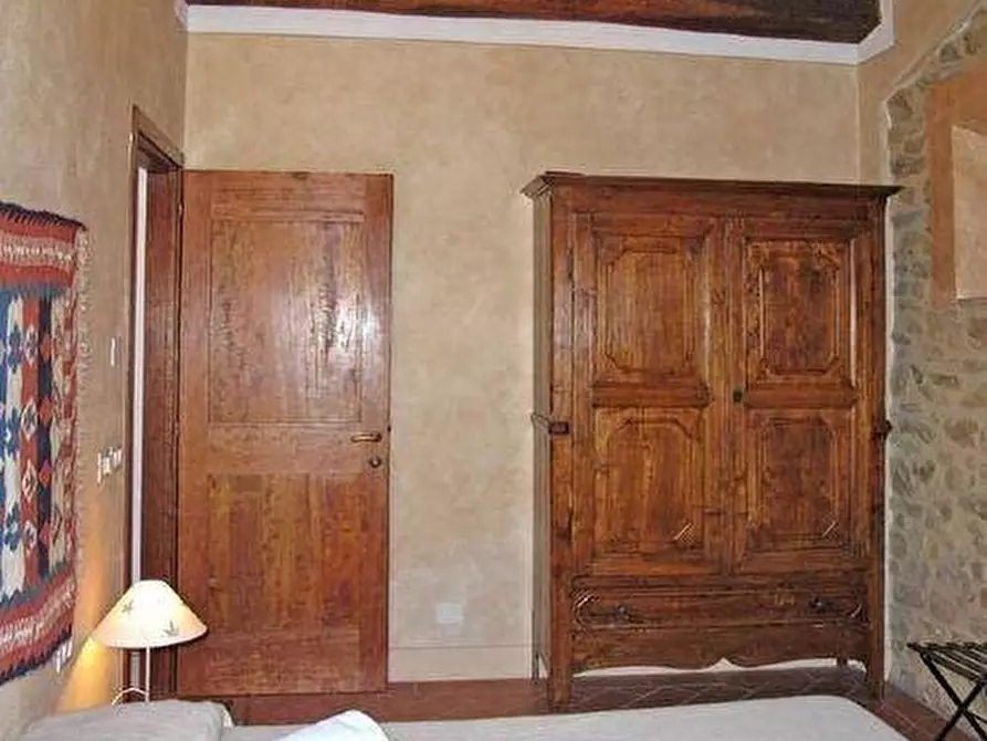 Immagine 20 di Casa colonica in vendita  a Vinci