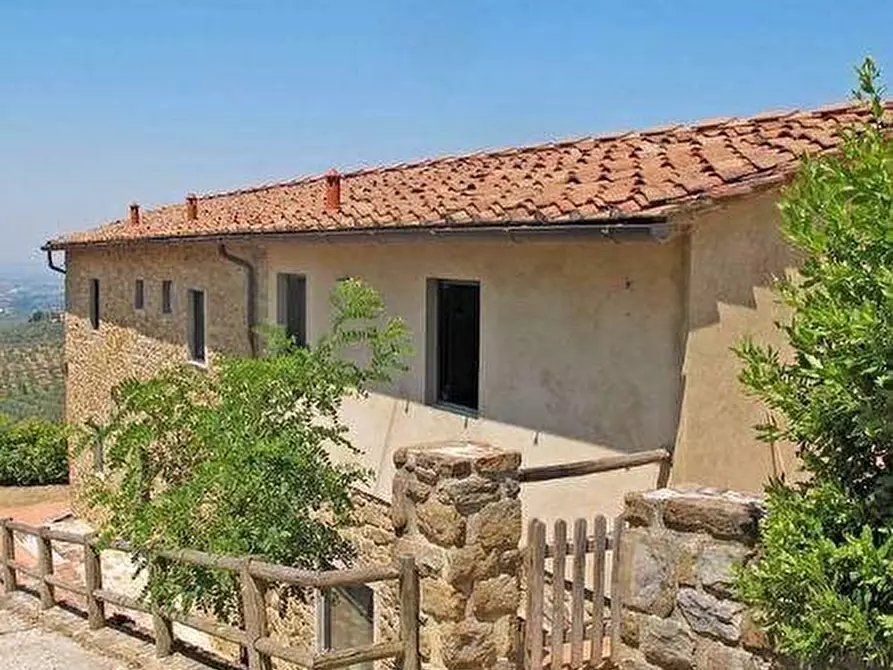 Immagine 6 di Casa colonica in vendita  a Vinci