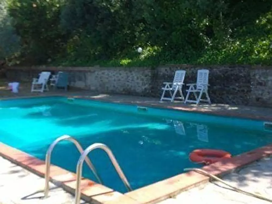 Immagine 9 di Casa colonica in vendita  a Vinci