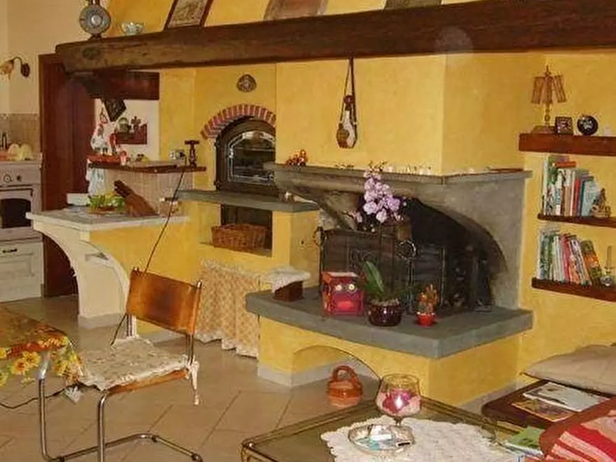 Immagine 4 di Villa in vendita  a Vinci