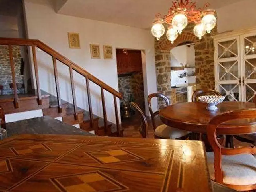 Immagine 8 di Rustico / casale in vendita  a Vinci