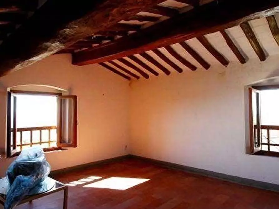 Immagine 18 di Rustico / casale in vendita  a Vinci