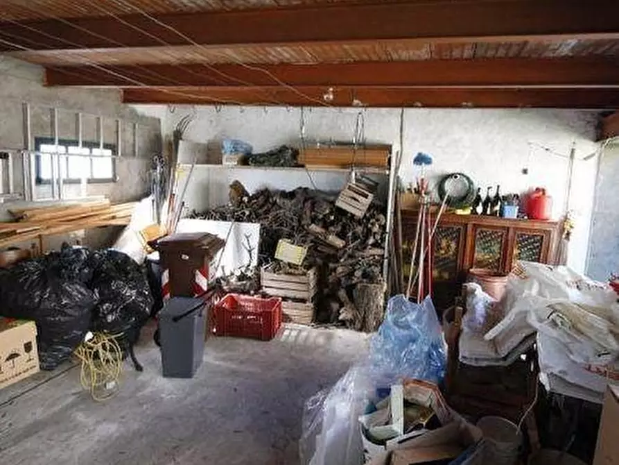 Immagine 21 di Rustico / casale in vendita  a Vinci