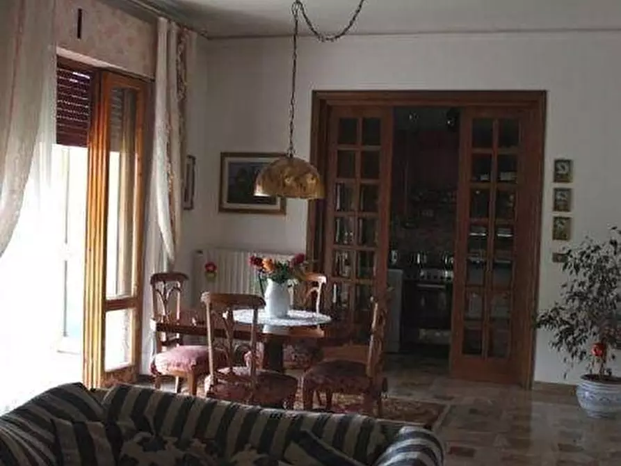 Immagine 5 di Appartamento in vendita  a Vinci