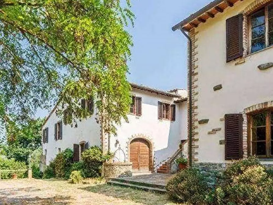 Immagine 10 di Casa colonica in vendita  a Montespertoli