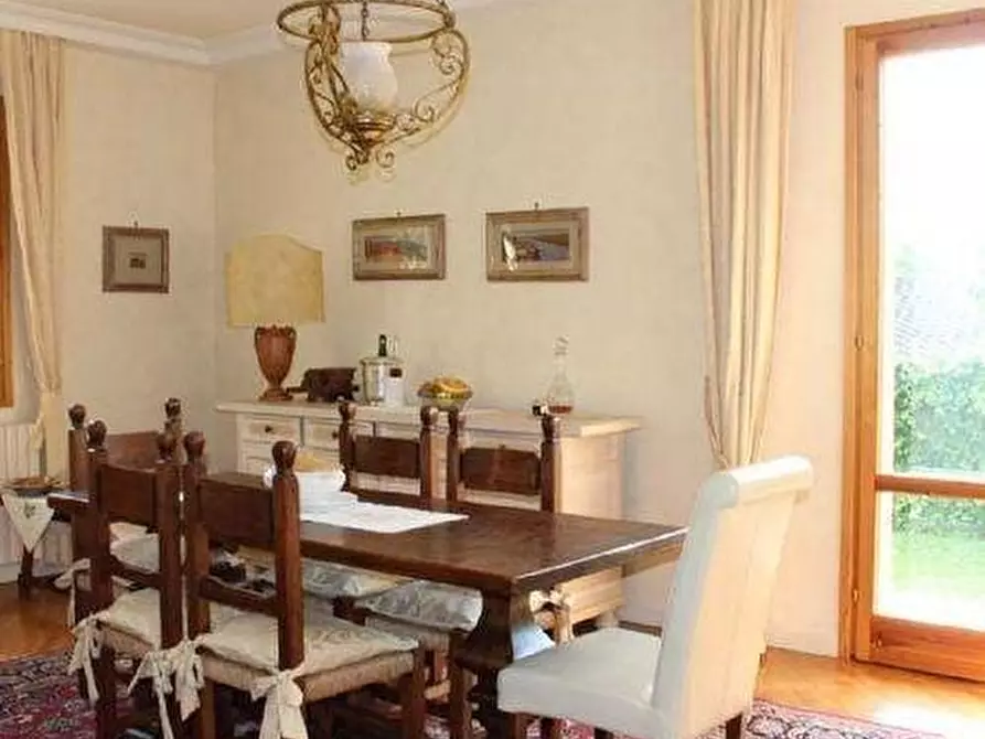 Immagine 7 di Villa in vendita  a Lamporecchio