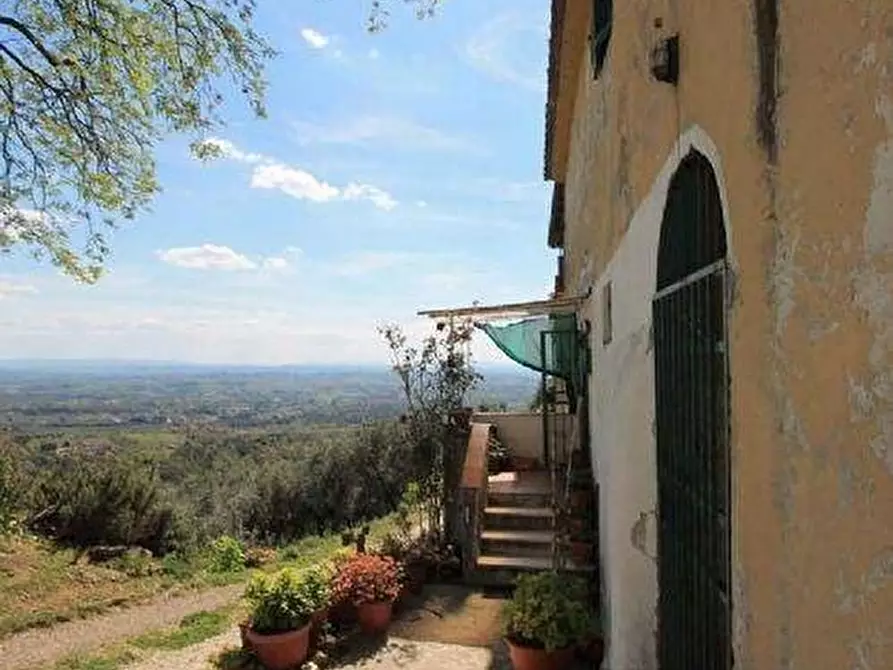 Immagine 20 di Casa colonica in vendita  a Lamporecchio