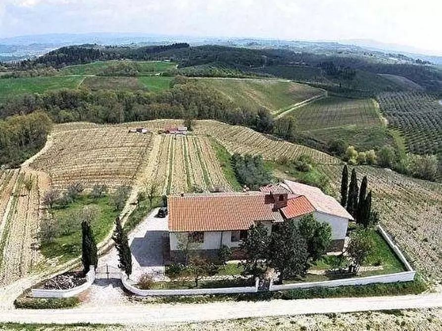 Immagine 1 di Casa colonica in vendita  a San Gimignano