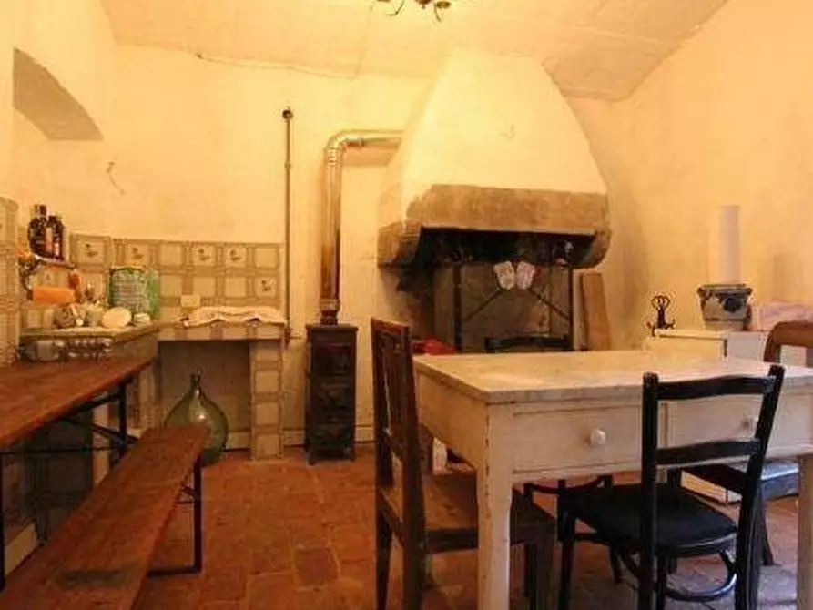 Immagine 9 di Rustico / casale in vendita  a Vinci