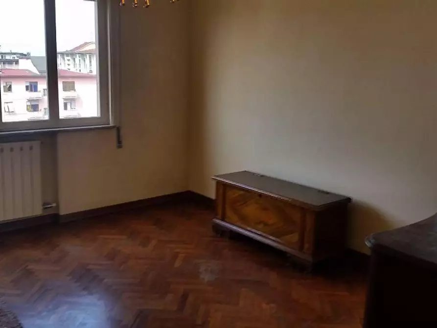 Immagine 10 di Appartamento in vendita  a Massa