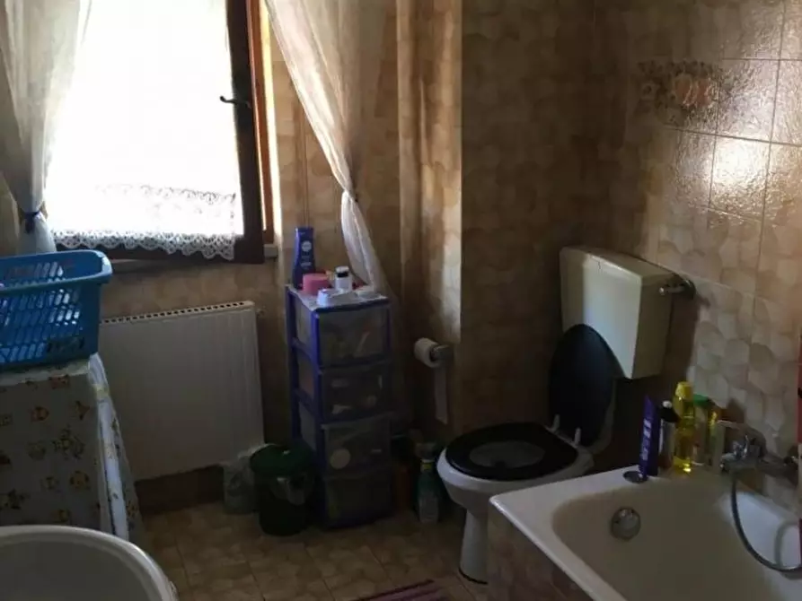 Immagine 9 di Appartamento in vendita  a Massa