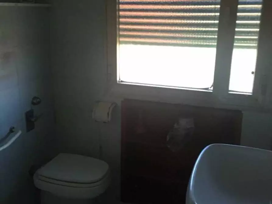 Immagine 9 di Appartamento in vendita  a Massa