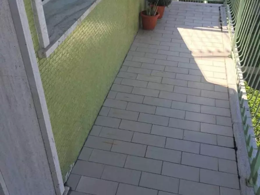 Immagine 13 di Appartamento in vendita  a Massa