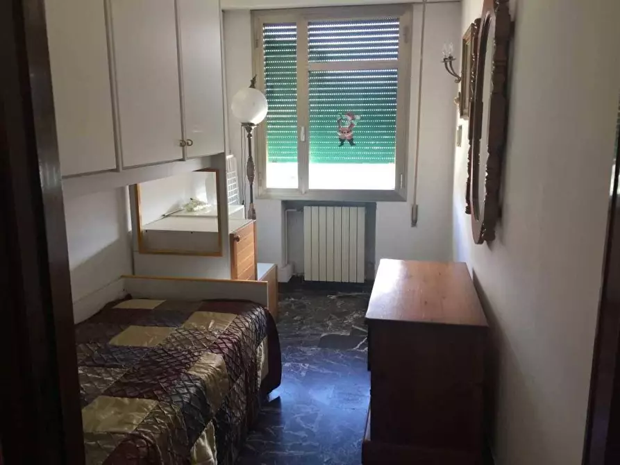 Immagine 6 di Appartamento in vendita  a Massa