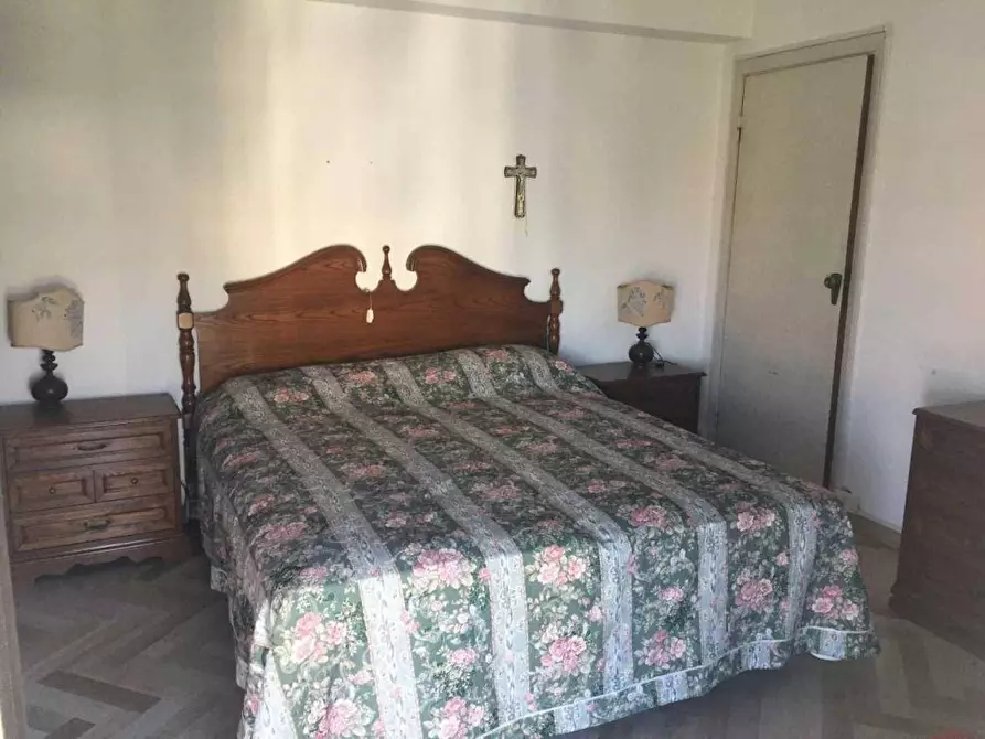 Immagine 3 di Appartamento in vendita  a Massa