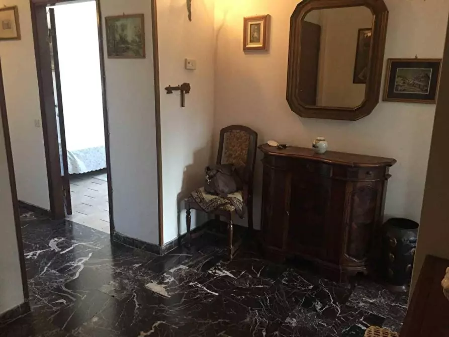 Immagine 7 di Appartamento in vendita  a Massa