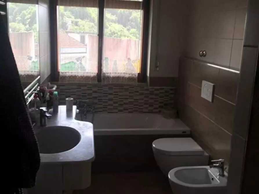 Immagine 5 di Appartamento in vendita  a Massa