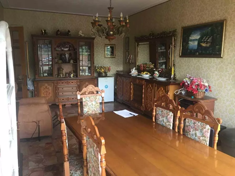 Immagine 2 di Appartamento in vendita  a Massa