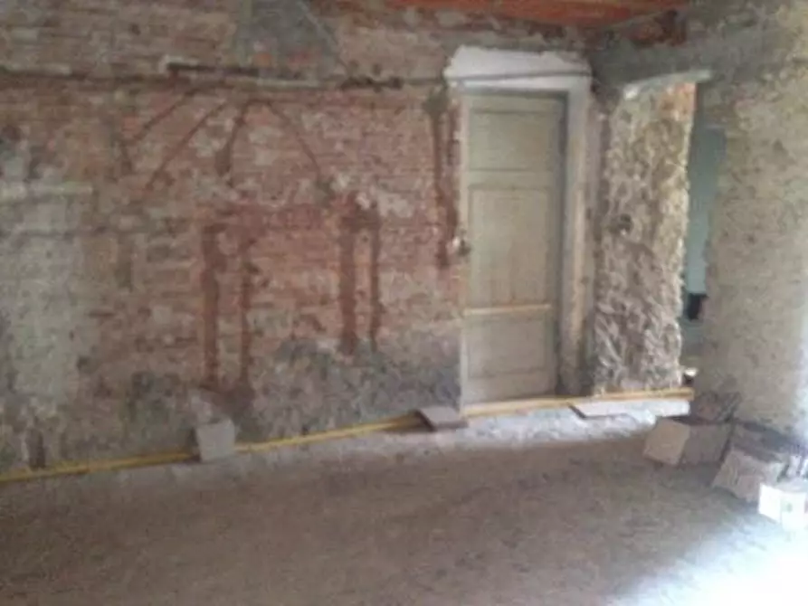 Immagine 3 di Villetta a schiera in vendita  a Massa