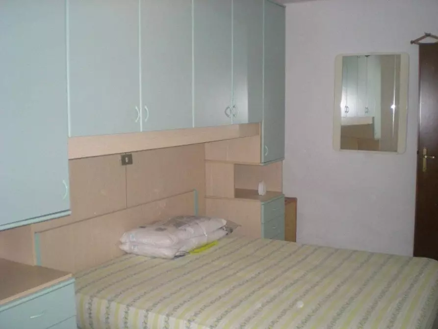 Immagine 10 di Appartamento in vendita  a Massa