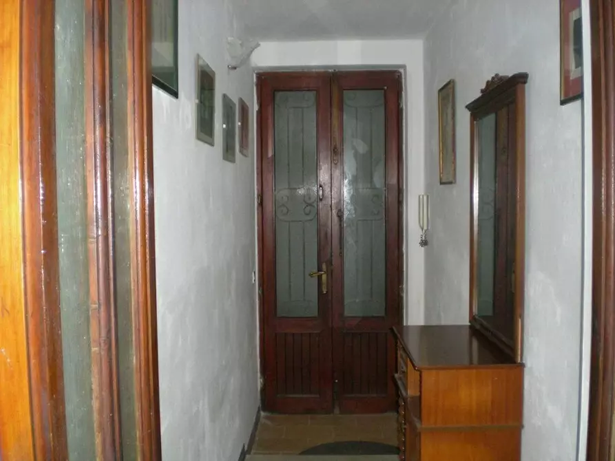 Immagine 5 di Appartamento in vendita  a Massa