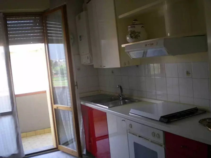 Immagine 4 di Appartamento in vendita  a Montignoso