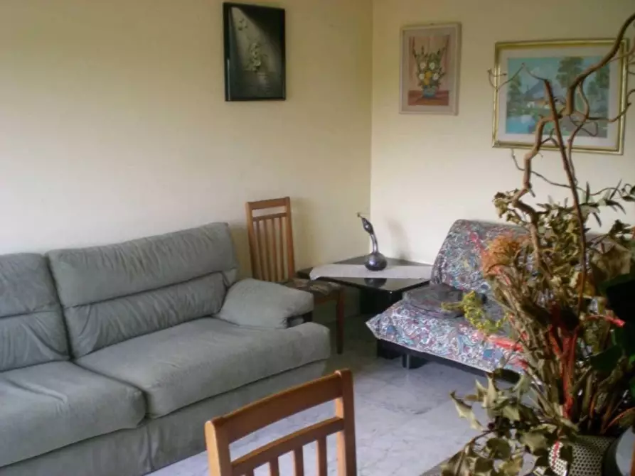 Immagine 2 di Appartamento in vendita  a Montignoso