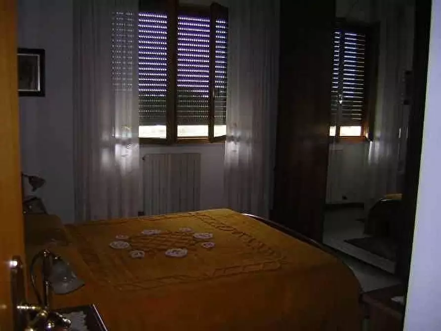 Immagine 6 di Appartamento in vendita  a Montignoso