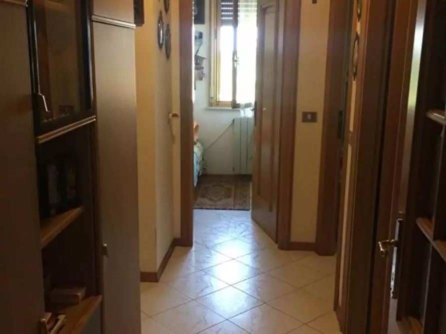 Immagine 4 di Appartamento in vendita  a Montignoso