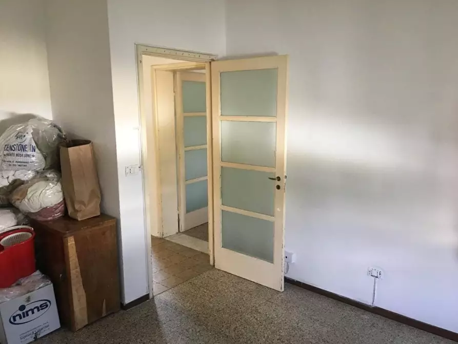 Immagine 6 di Appartamento in vendita  a Massa