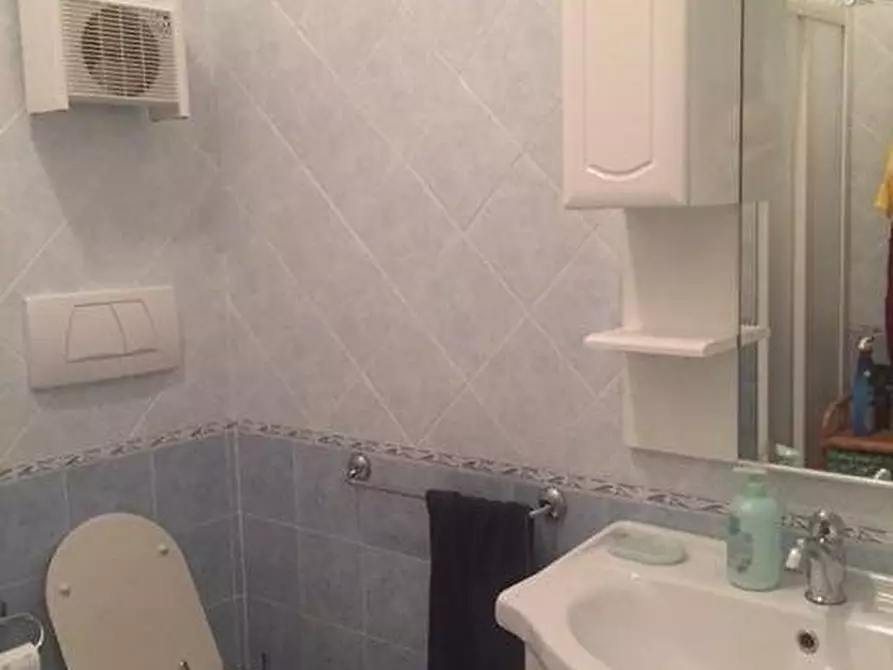 Immagine 5 di Appartamento in vendita  a Massa