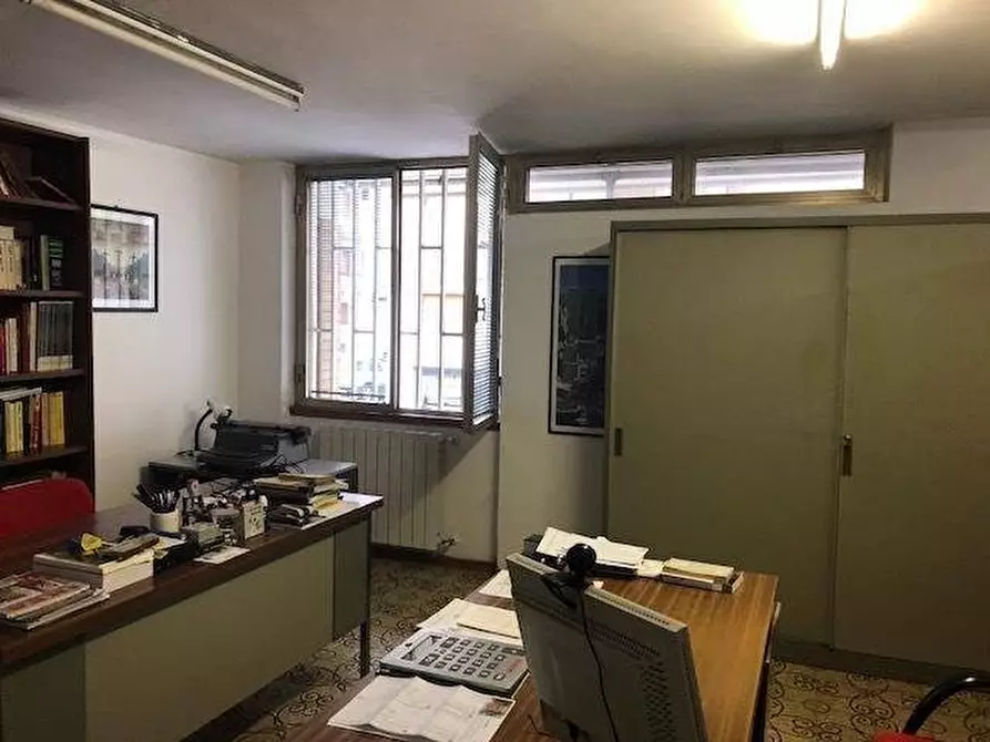 Immagine 3 di Appartamento in vendita  a Carrara