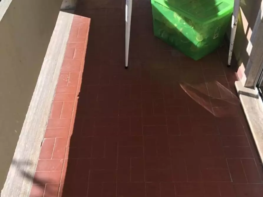 Immagine 12 di Appartamento in vendita  a Massa