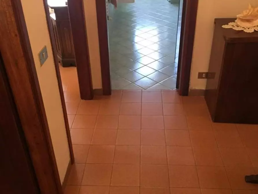 Immagine 11 di Appartamento in vendita  a Massa