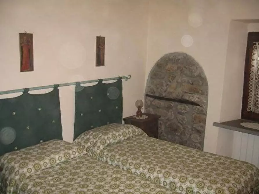 Immagine 12 di Casa indipendente in vendita  a Fivizzano