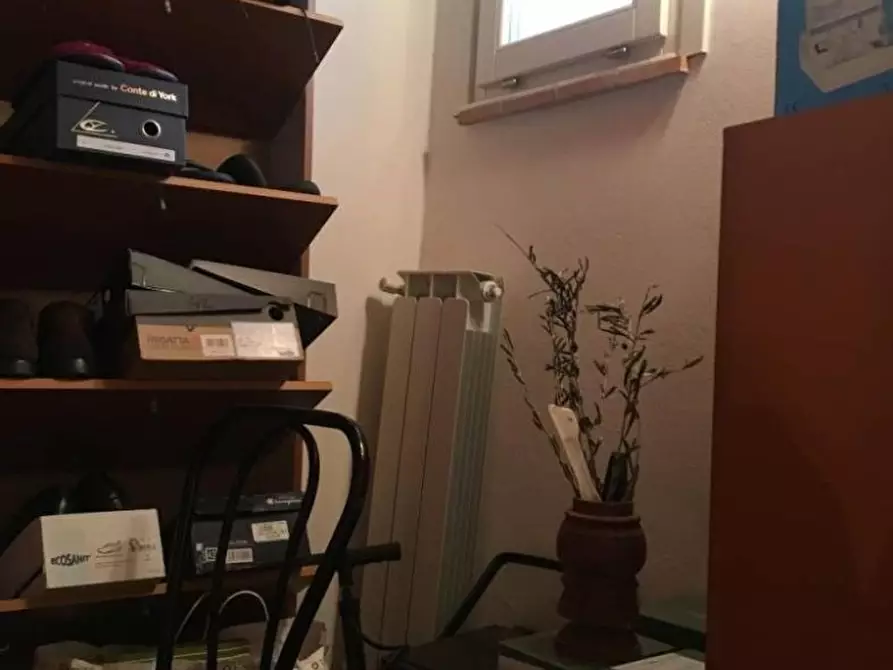 Immagine 10 di Appartamento in vendita  a Massa