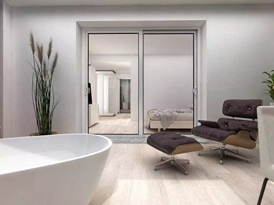 Immagine 2 di Mansarda in vendita  a Massa