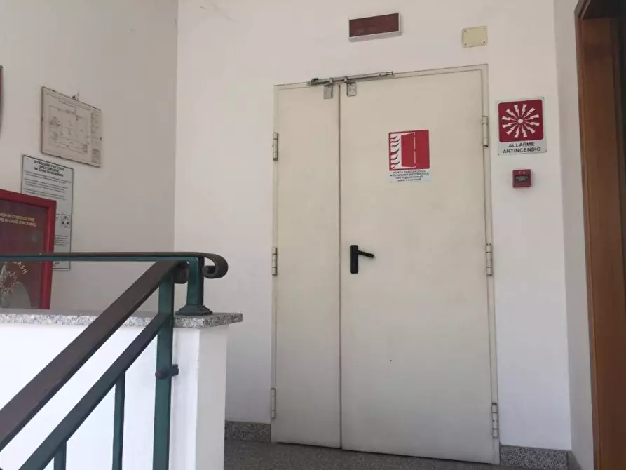 Immagine 19 di Capannone industriale in vendita  a Massa