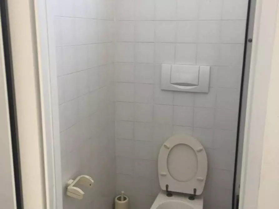 Immagine 9 di Capannone industriale in vendita  a Massa