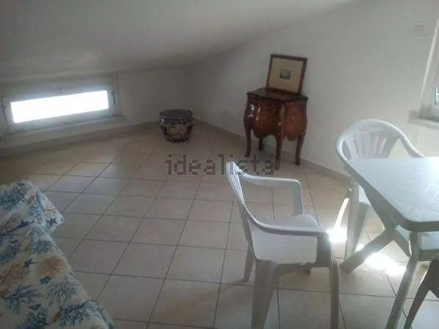 Immagine 8 di Mansarda in vendita  a Massa