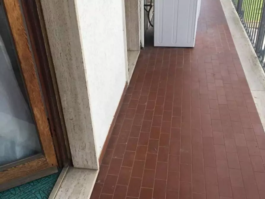 Immagine 9 di Appartamento in vendita  a Massa