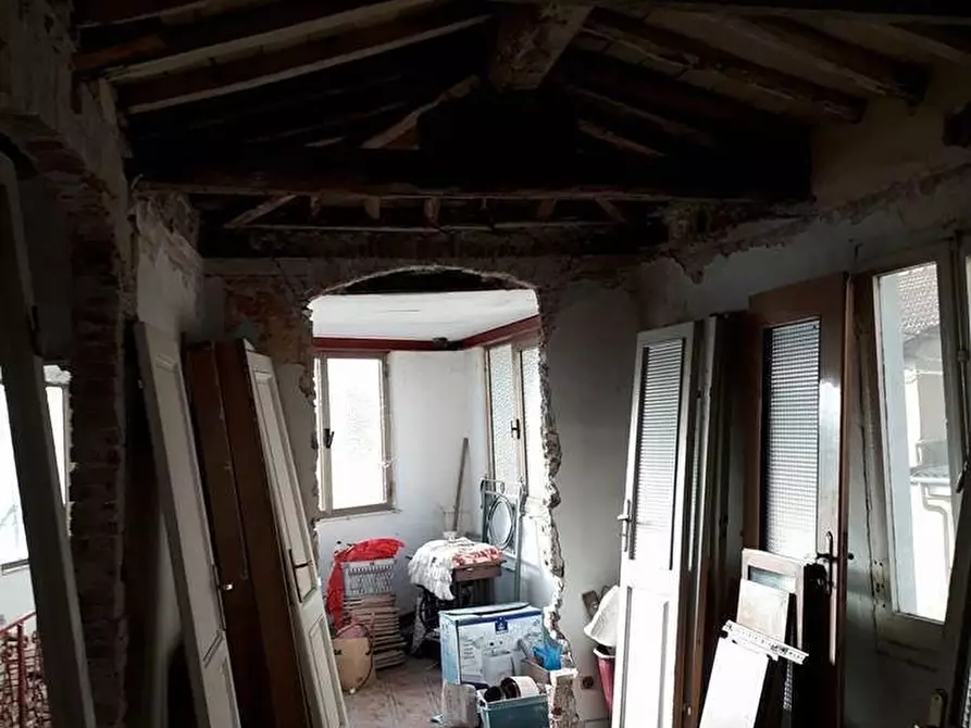 Immagine 9 di Casa indipendente in vendita  a Carrara