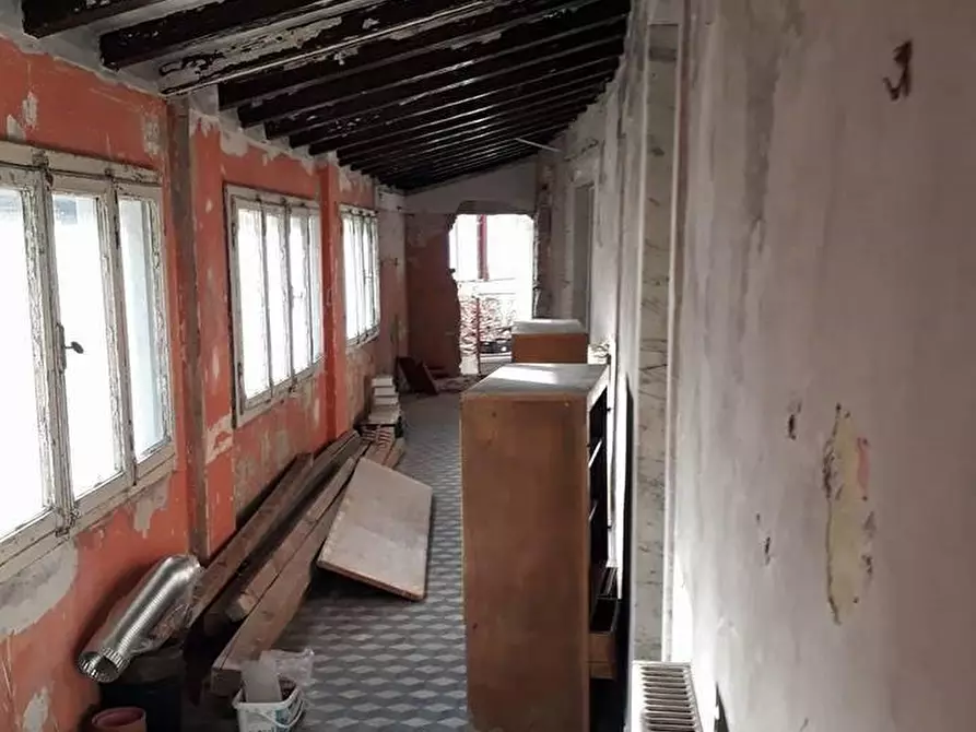 Immagine 6 di Casa indipendente in vendita  a Carrara