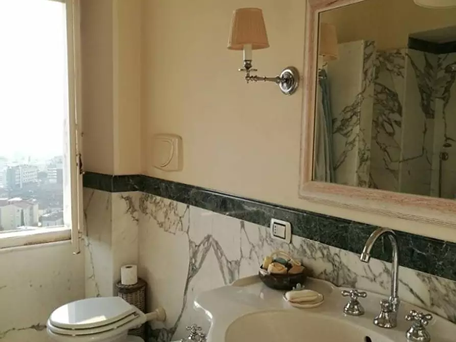 Immagine 6 di Casa indipendente in vendita  a Massa