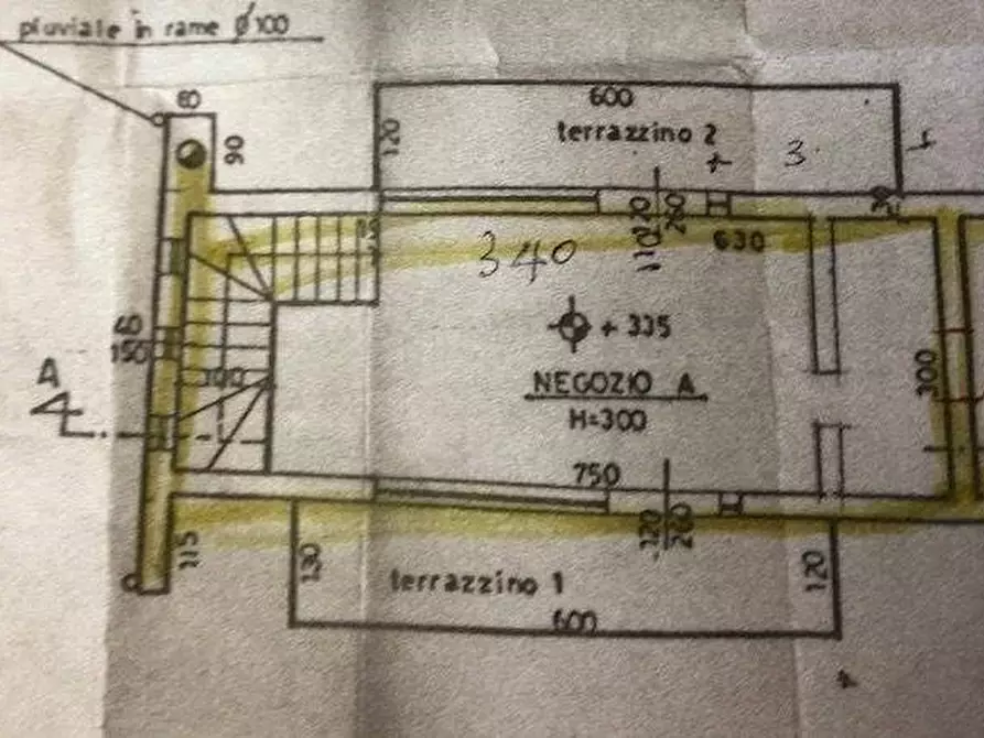 Immagine 5 di Negozio in affitto  a Massa