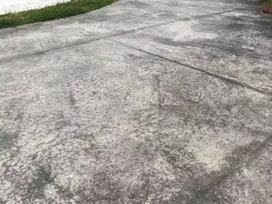 Immagine 19 di Capannone industriale in vendita  a Carrara