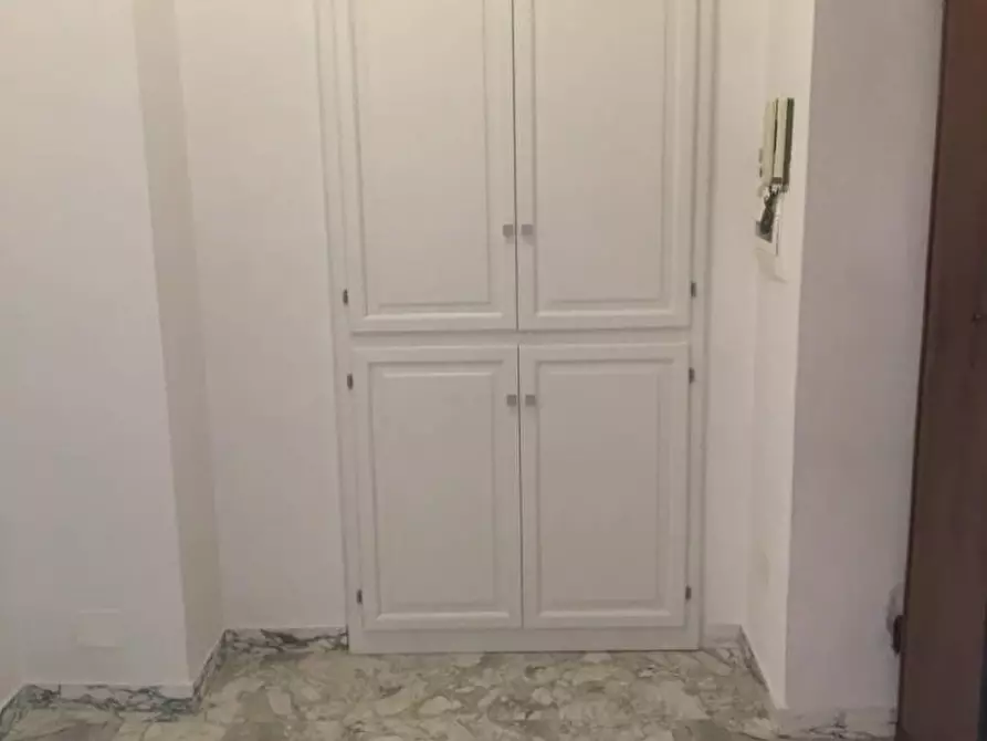 Immagine 2 di Appartamento in vendita  a Massa