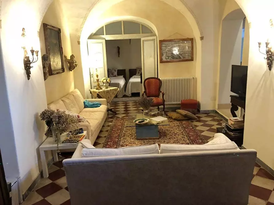 Immagine 4 di Appartamento in vendita  a Massa